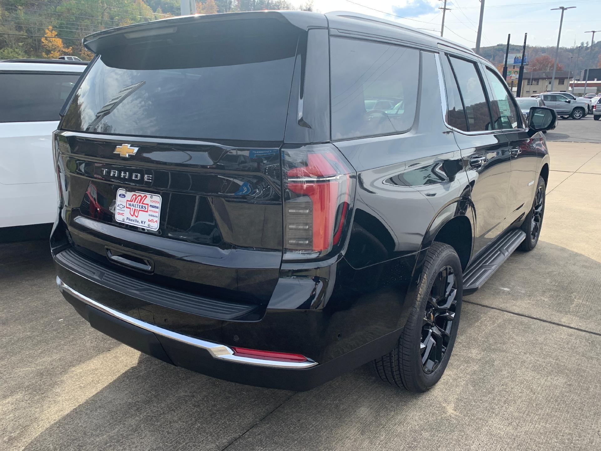 2026 Chevrolet Tahoe LS 4x4