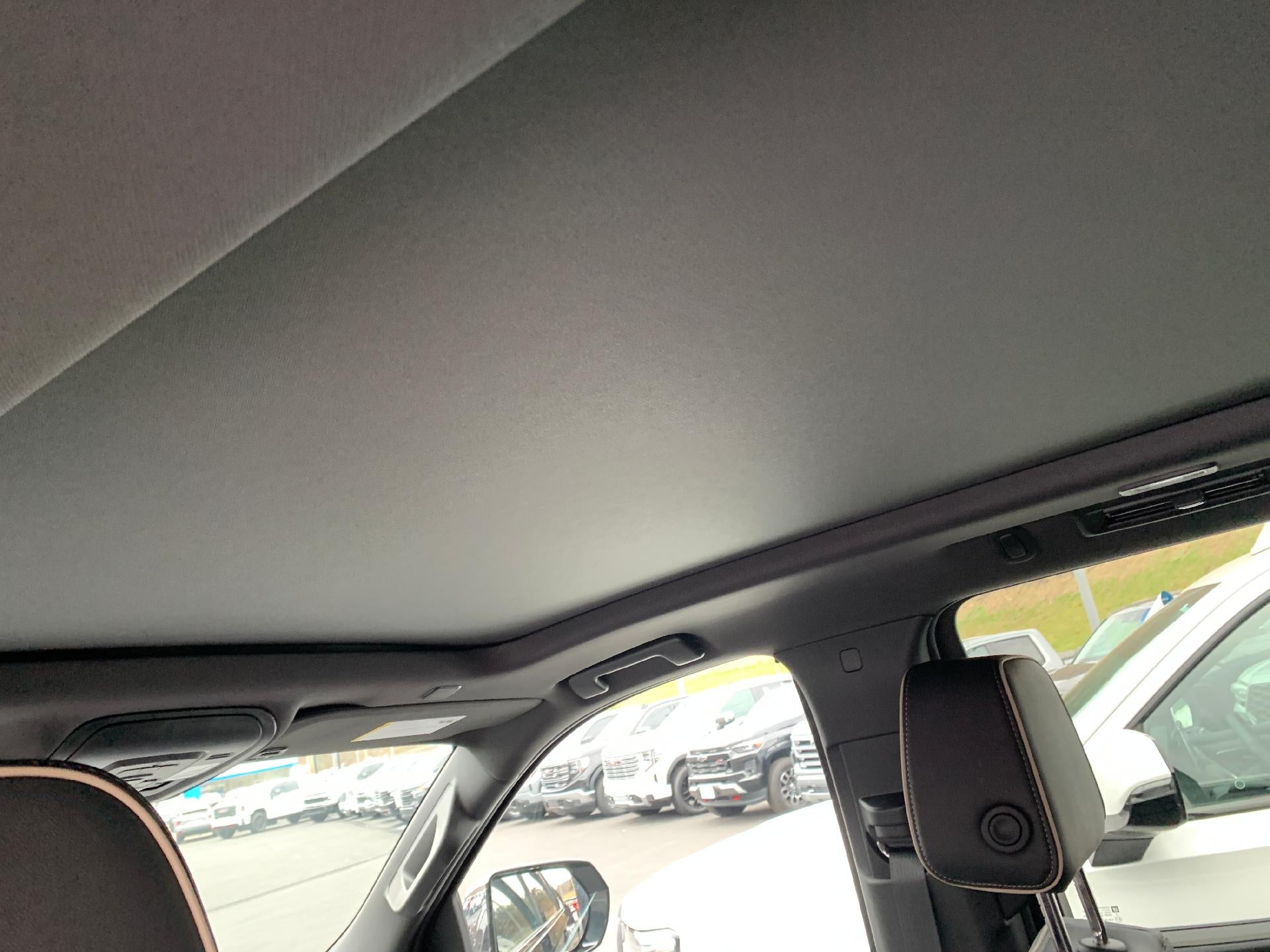 2024 Chevrolet Suburban 4WD Premier