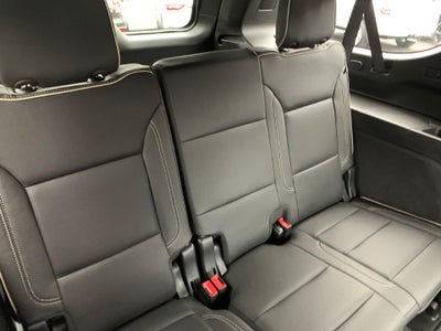 2024 Chevrolet Suburban 4WD Premier