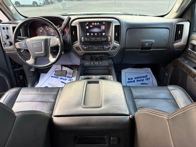 2015 GMC Sierra 3500 HD Crew Cab Long Box 4-Wheel Drive Denali