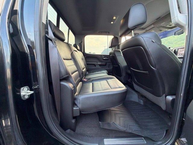 2015 GMC Sierra 3500 HD Crew Cab Long Box 4-Wheel Drive Denali