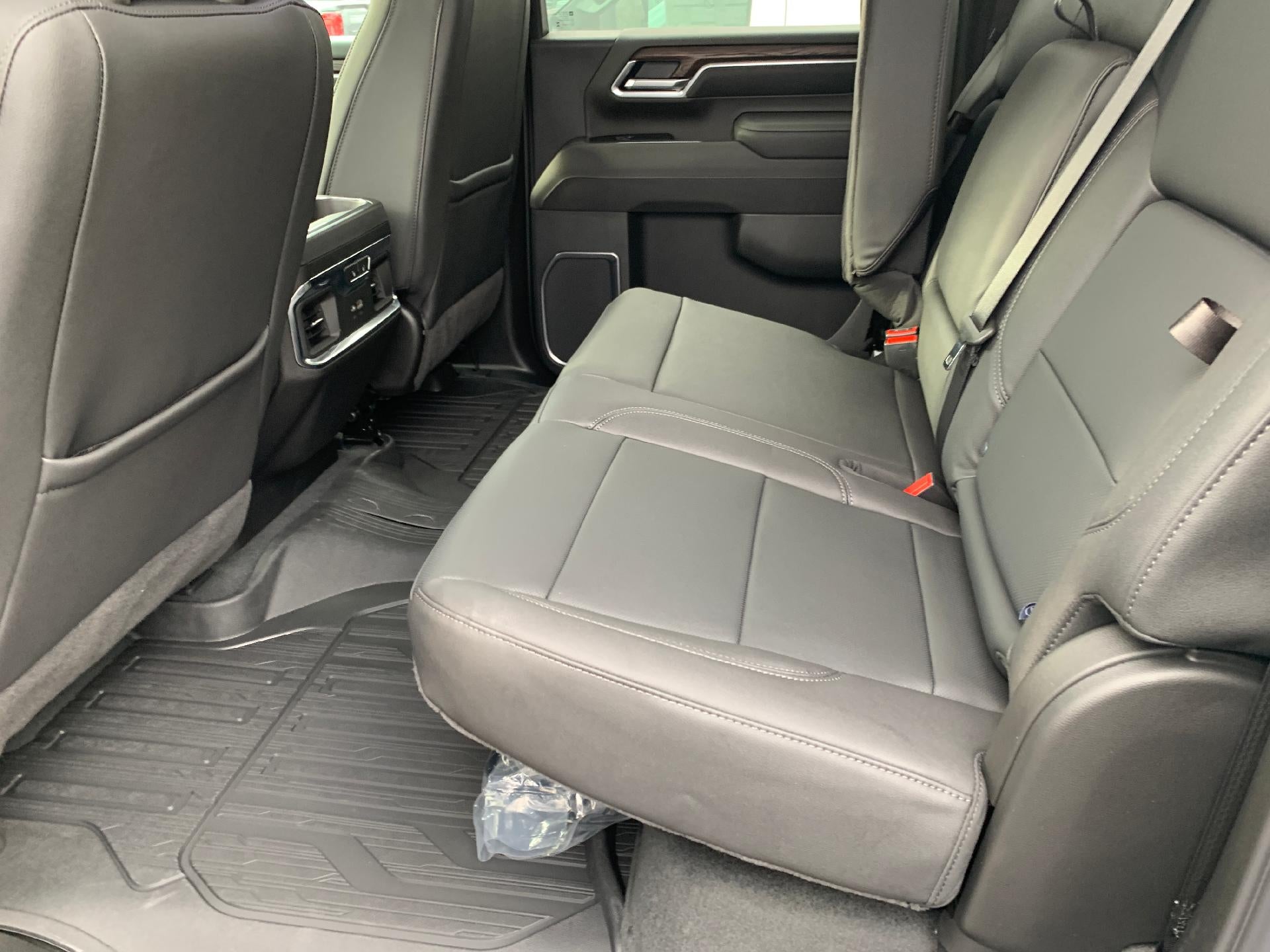 2026 GMC Sierra 2500 HD SLT Crew Cab 4x4