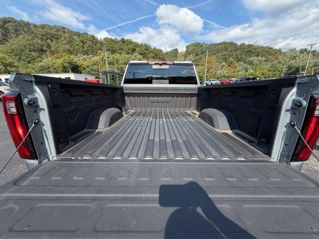 2026 GMC Sierra 2500 HD Crew Cab Standard Box 4-Wheel Drive SLT