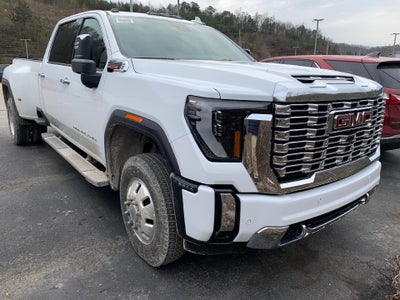 2026 GMC Sierra 3500 HD Denali Reserve Crew Cab 4x4 Dually Duramax Diesel