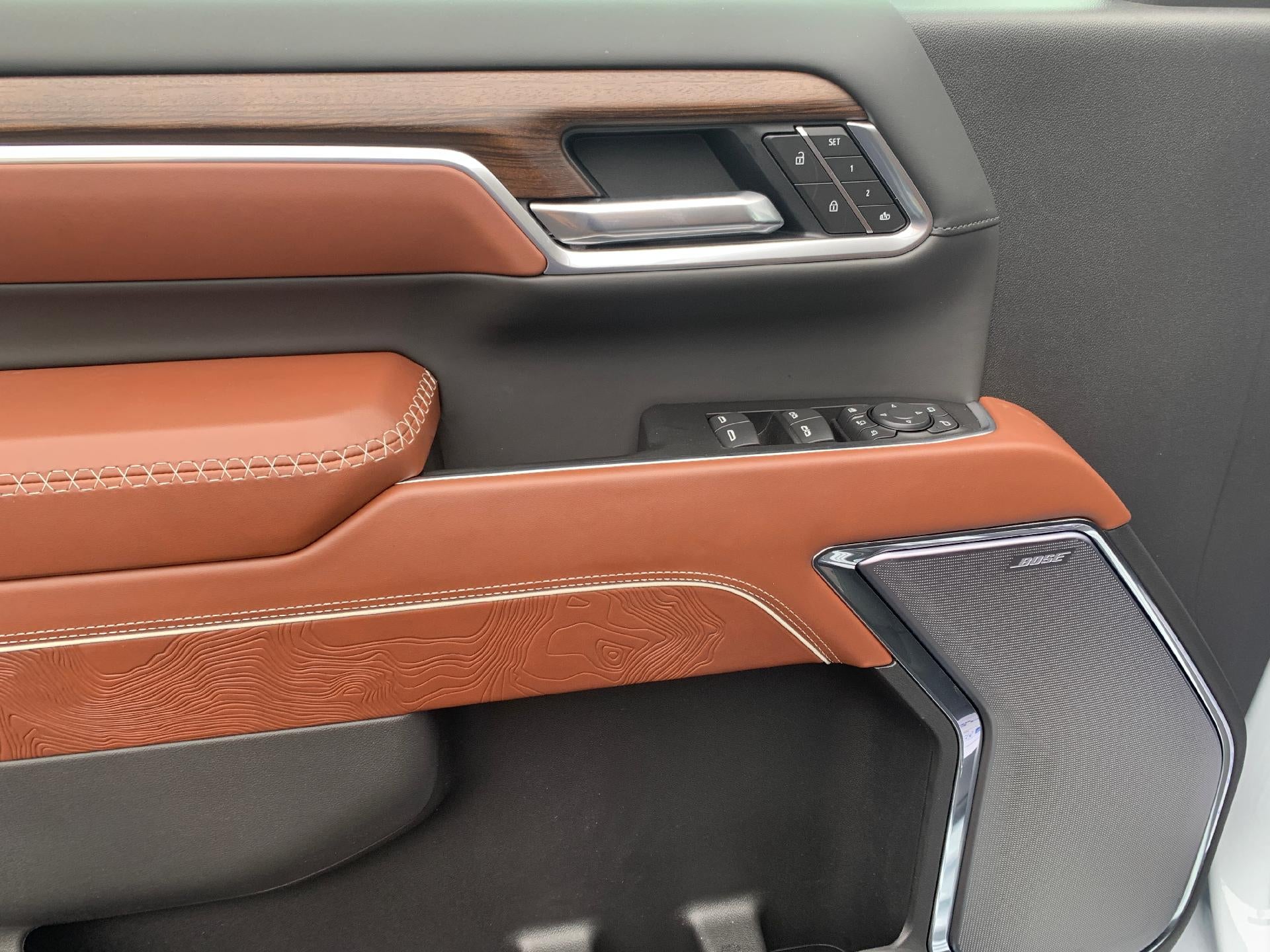 2026 GMC Sierra 2500 HD Denali Ultimate Crew Cab 4x4 Duramax Diesel