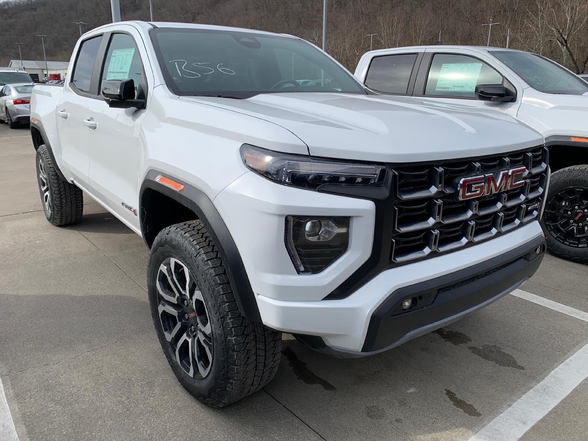 2026 GMC Canyon AT4 Nightfall Crew Cab 4x4