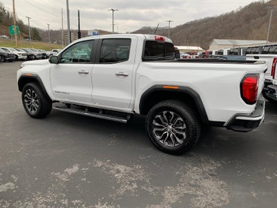 2023 GMC Canyon Crew Cab Short Box 4-Wheel Drive Denali