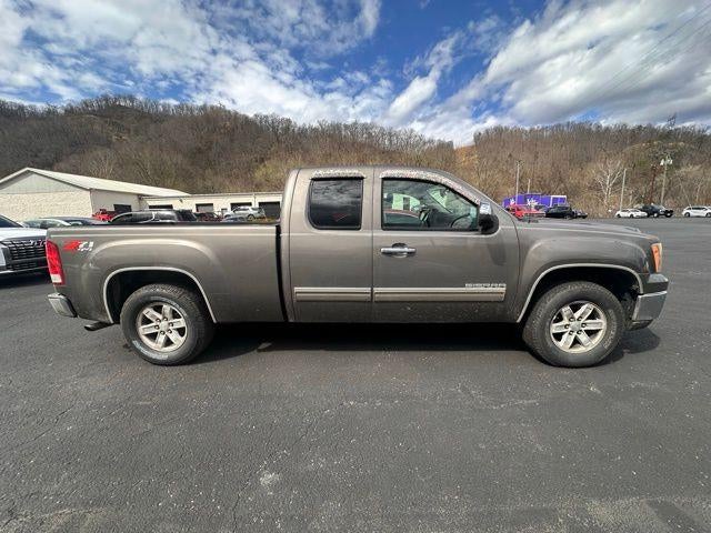 2011 GMC Sierra 1500 Extended Cab Standard Box 4-Wheel Drive SLE