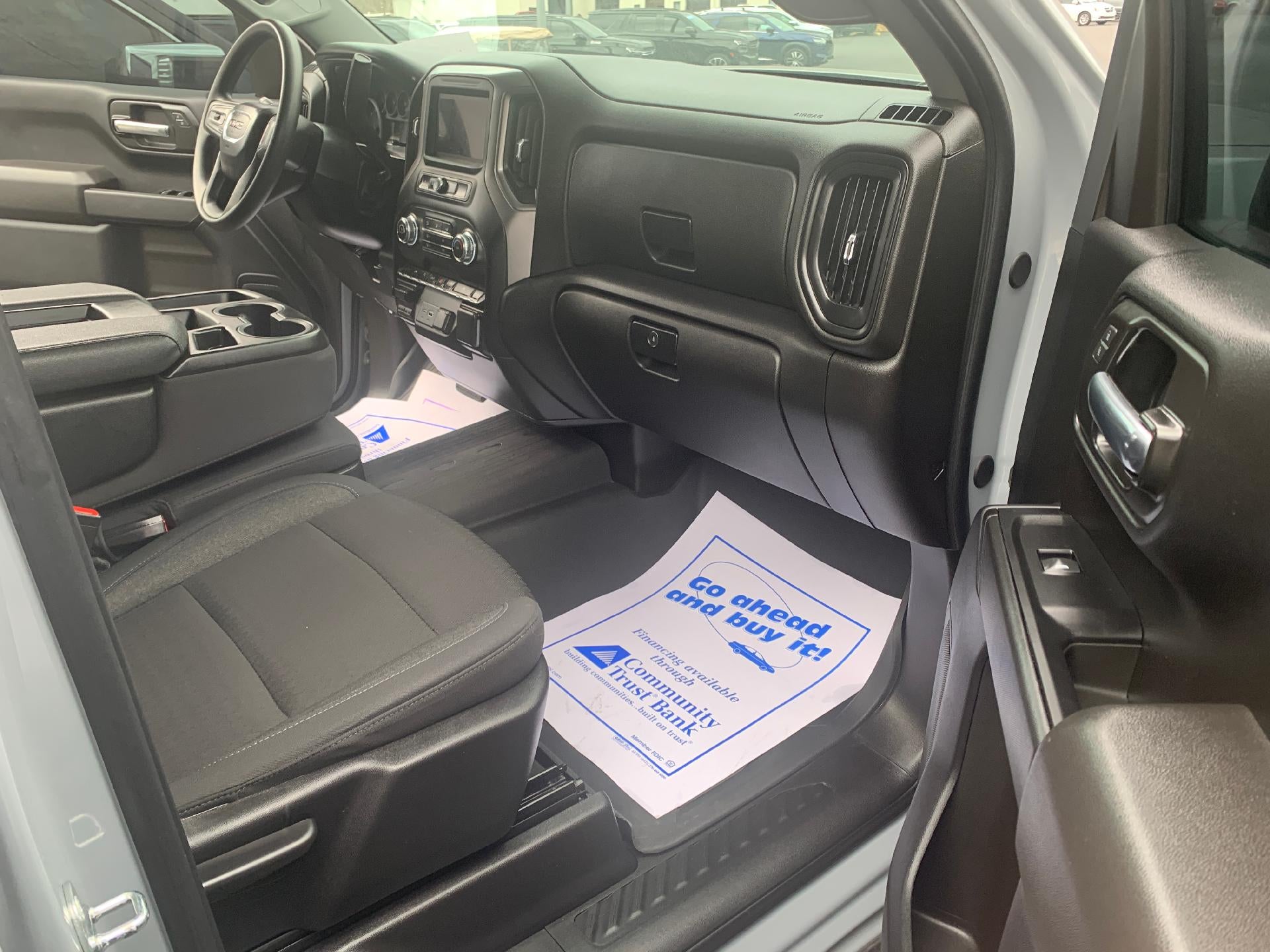 2024 GMC Sierra 1500 Crew Cab Short Box 4-Wheel Drive Pro