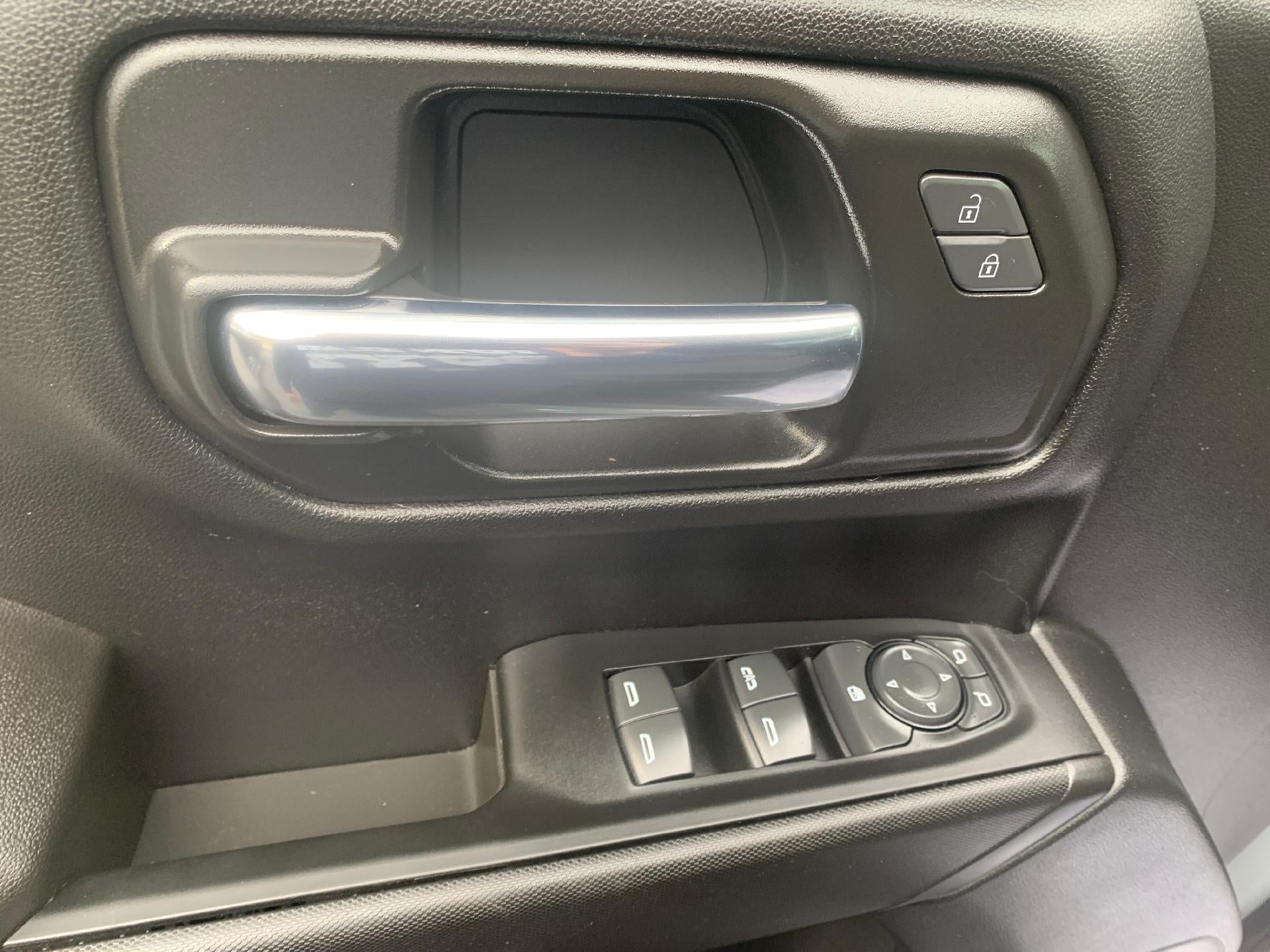 2024 GMC Sierra 1500 Crew Cab Short Box 4-Wheel Drive Pro