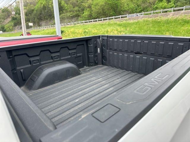 2023 GMC Sierra 1500 Crew Cab Short Box 4-Wheel Drive SLT