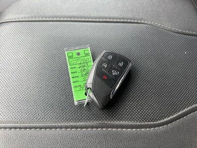 2023 GMC Sierra 1500 Crew Cab Short Box 4-Wheel Drive SLT