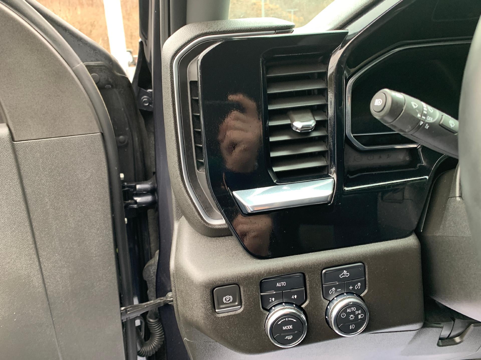 2023 GMC Sierra 1500 Double Cab Standard Box 4-Wheel Drive Elevation 3SB