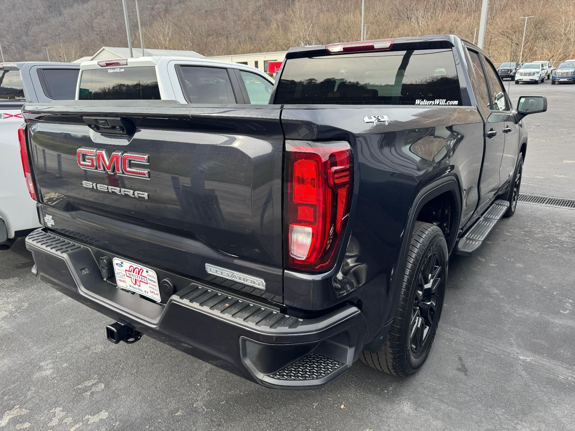 2023 GMC Sierra 1500 Double Cab Standard Box 4-Wheel Drive Elevation 3SB