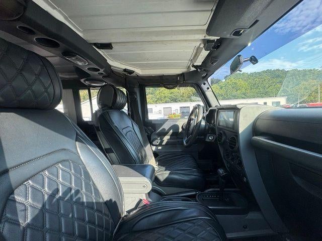 2010 Jeep Wrangler Unlimited 4WD 4dr Sport