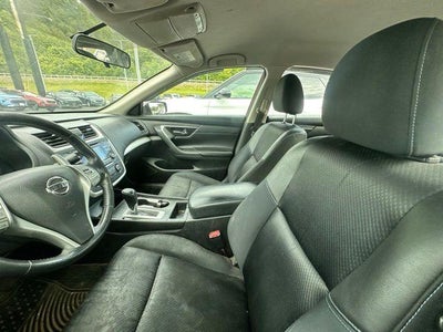 2017 Nissan Altima 2017.5 2.5 SR Sedan