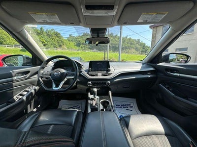 2024 Nissan Altima 2.5 SR Sedan