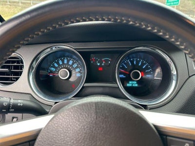 2014 Ford Mustang 2dr Cpe V6