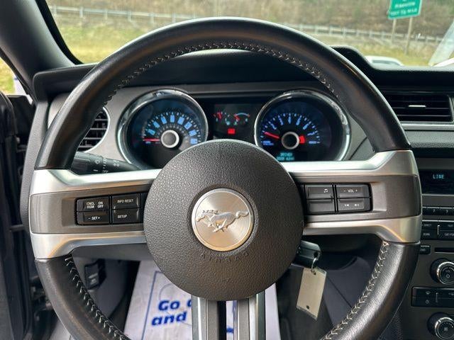 2014 Ford Mustang 2dr Cpe V6