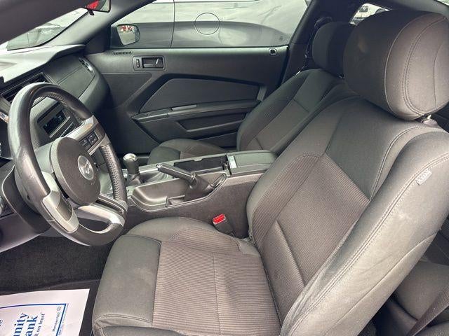 2014 Ford Mustang 2dr Cpe V6