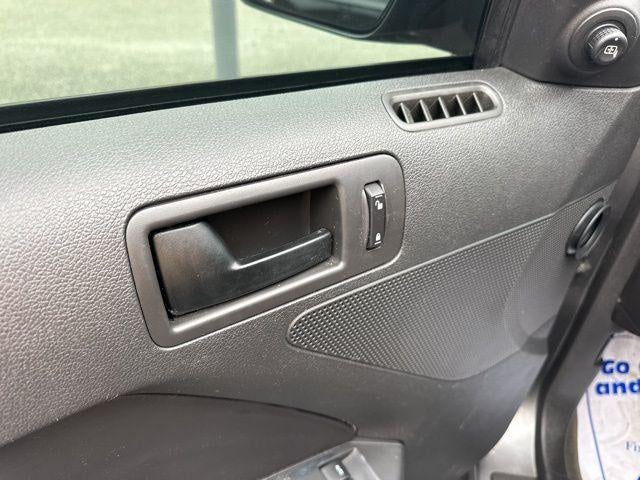 2014 Ford Mustang 2dr Cpe V6