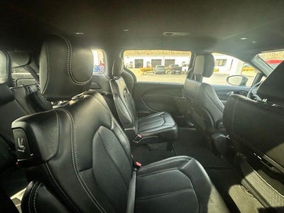 2025 Chrysler Pacifica Select FWD