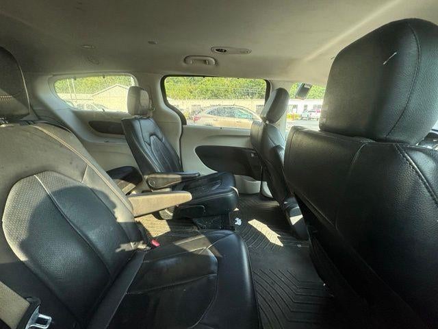 2020 Chrysler Pacifica Touring L FWD
