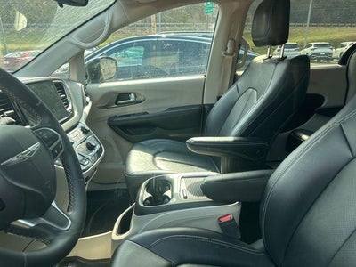 2024 Chrysler Pacifica Touring L FWD