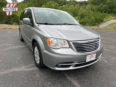 2016 Chrysler Town & Country 4dr Wgn Touring