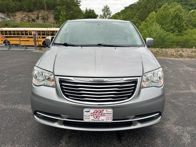 2016 Chrysler Town & Country 4dr Wgn Touring