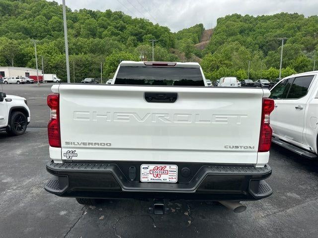 2025 Chevrolet Silverado 2500 HD Crew Cab Standard Box 4-Wheel Drive Custom