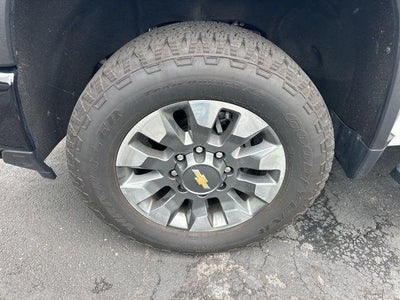 2025 Chevrolet Silverado 2500 HD Crew Cab Standard Box 4-Wheel Drive Custom