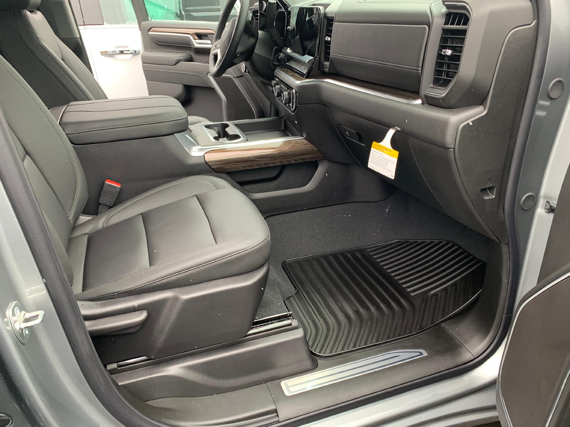 2026 Chevrolet Silverado 2500 HD LT Trail Boss Crew Cab 4x4 Duramax Diesel Z71