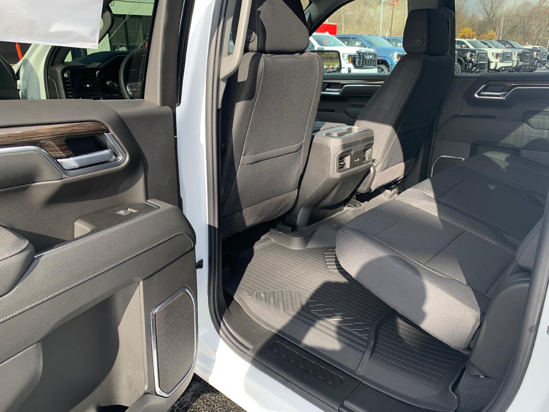 2026 Chevrolet Silverado 1500 RST Crew Cab 4x4 Z71