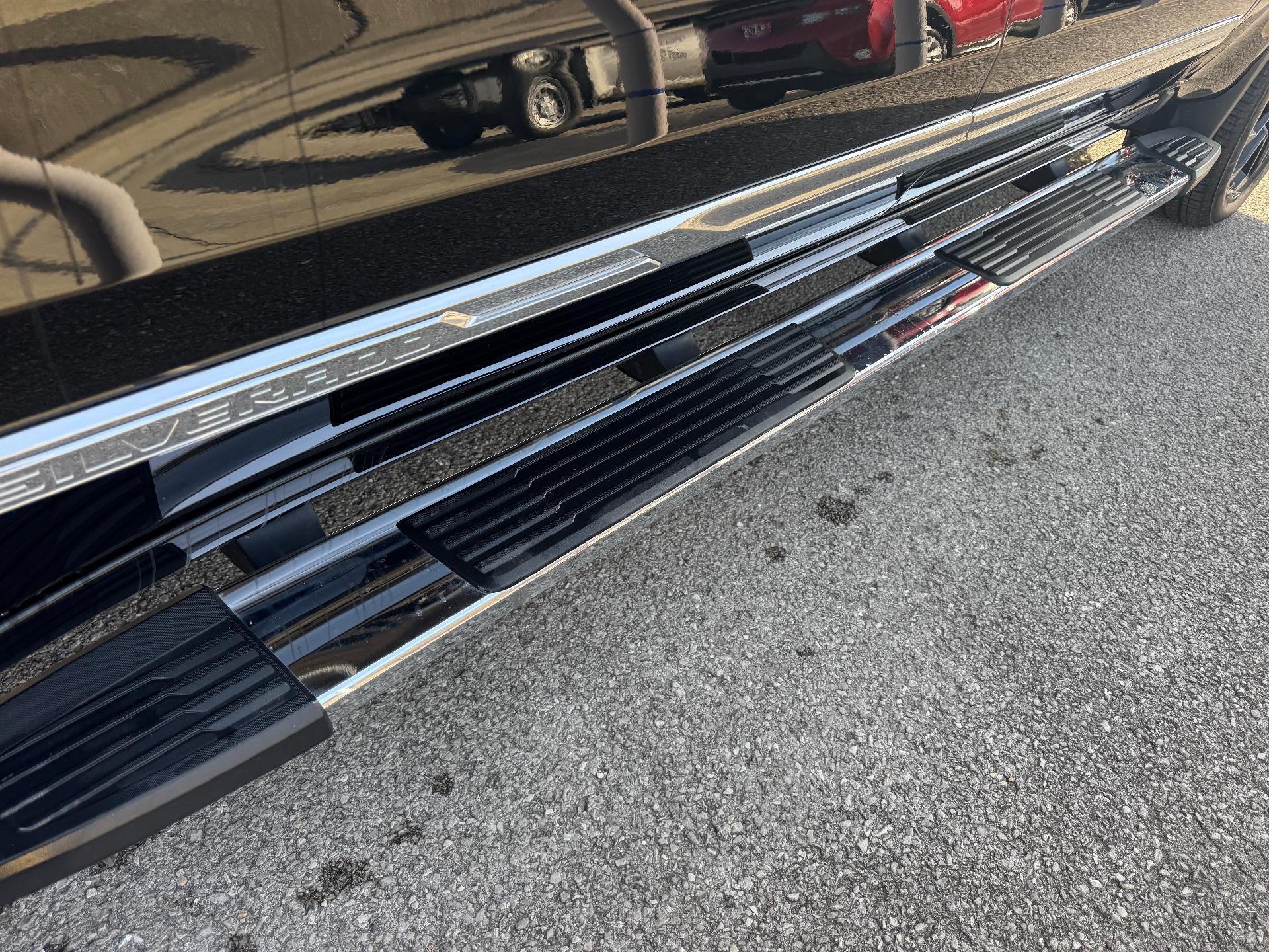 2025 Chevrolet Silverado 1500 Crew Cab Short Box 4-Wheel Drive High Country