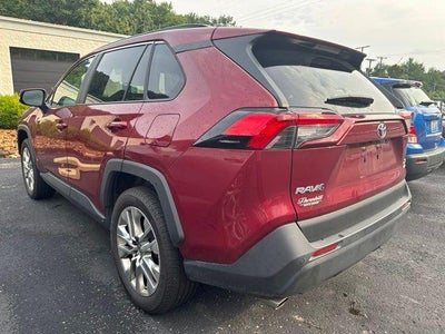 2025 Toyota RAV4 XLE Premium AWD (Natl)