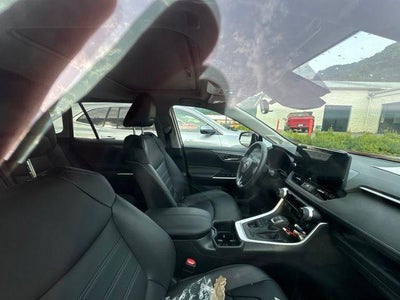 2025 Toyota RAV4 XLE Premium AWD (Natl)