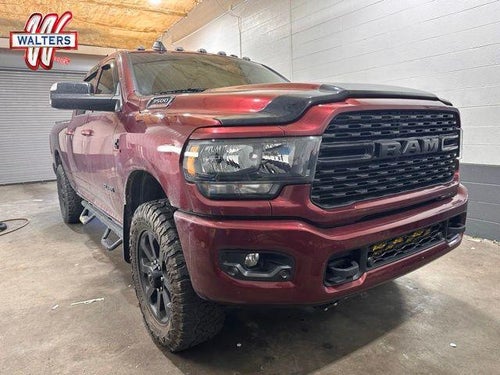 2022 RAM 3500 Big Horn 4x4 Crew Cab 6'4" Box