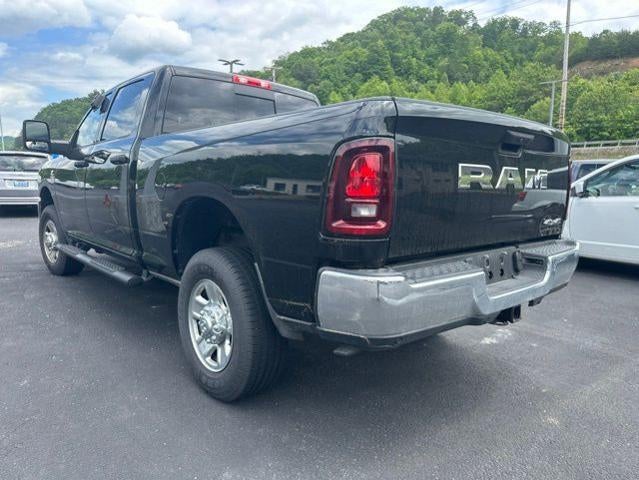 2025 RAM 2500 Tradesman 4x4 Crew Cab 6'4" Box