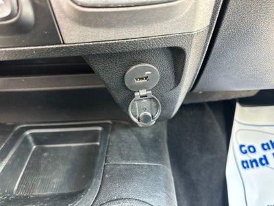2018 RAM 2500 Tradesman 4x4 Crew Cab 6'4" Box