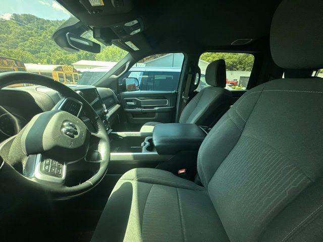 2022 RAM 2500 Big Horn 4x4 Crew Cab 6'4" Box