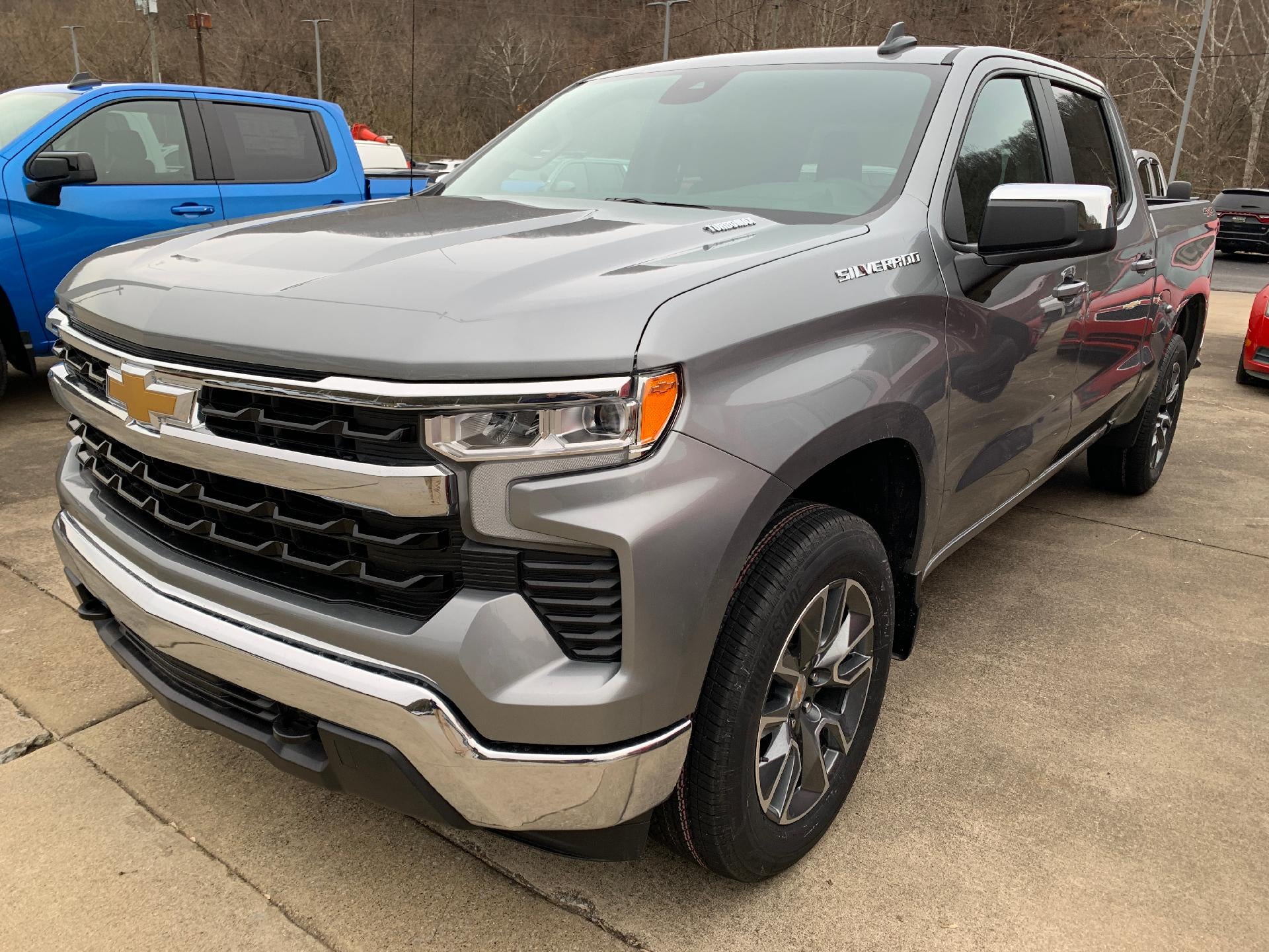 2026 Chevrolet Silverado 1500 LT Crew Cab 4x4