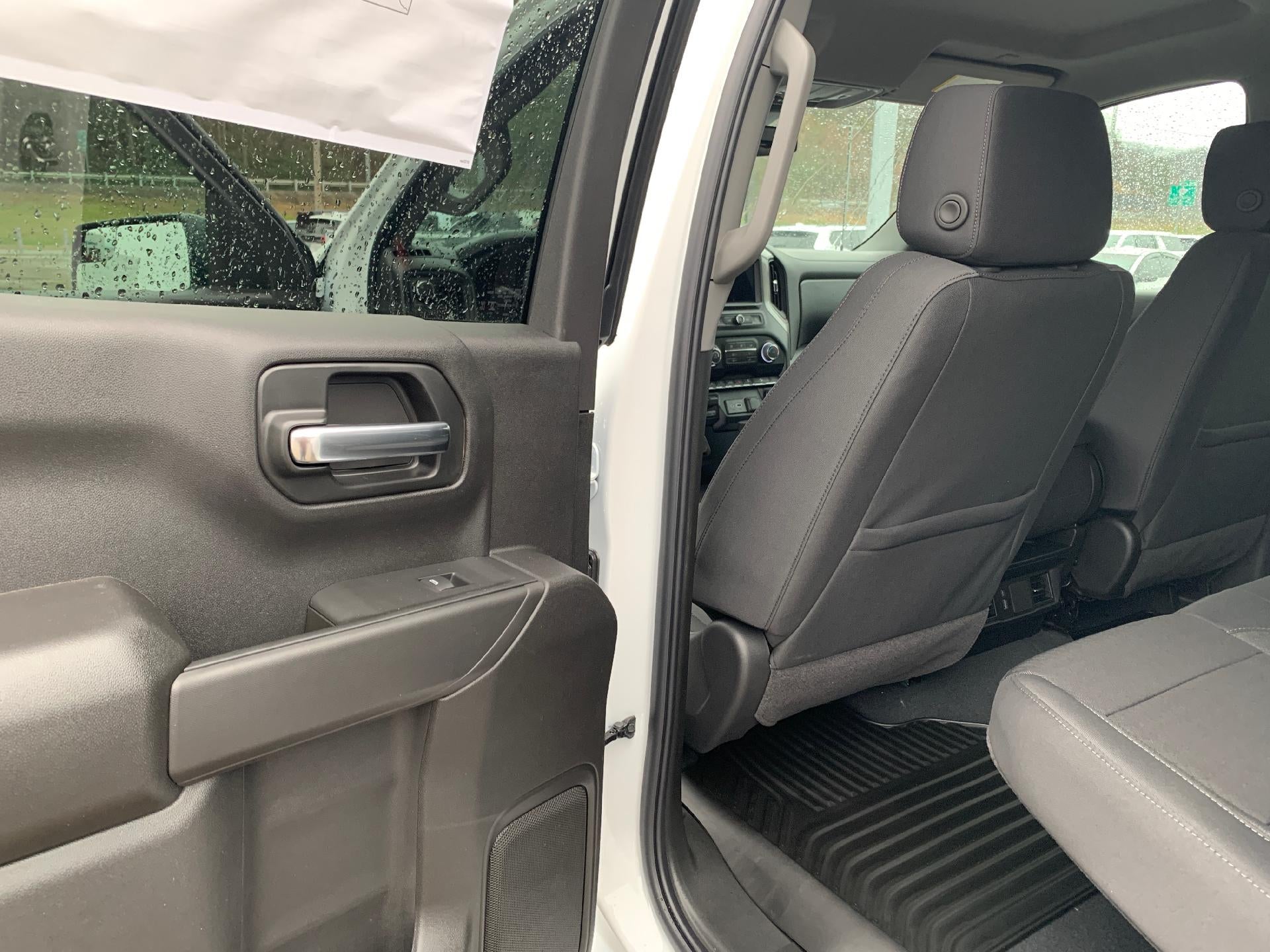 2026 Chevrolet Silverado 1500 LT Crew Cab 4x4