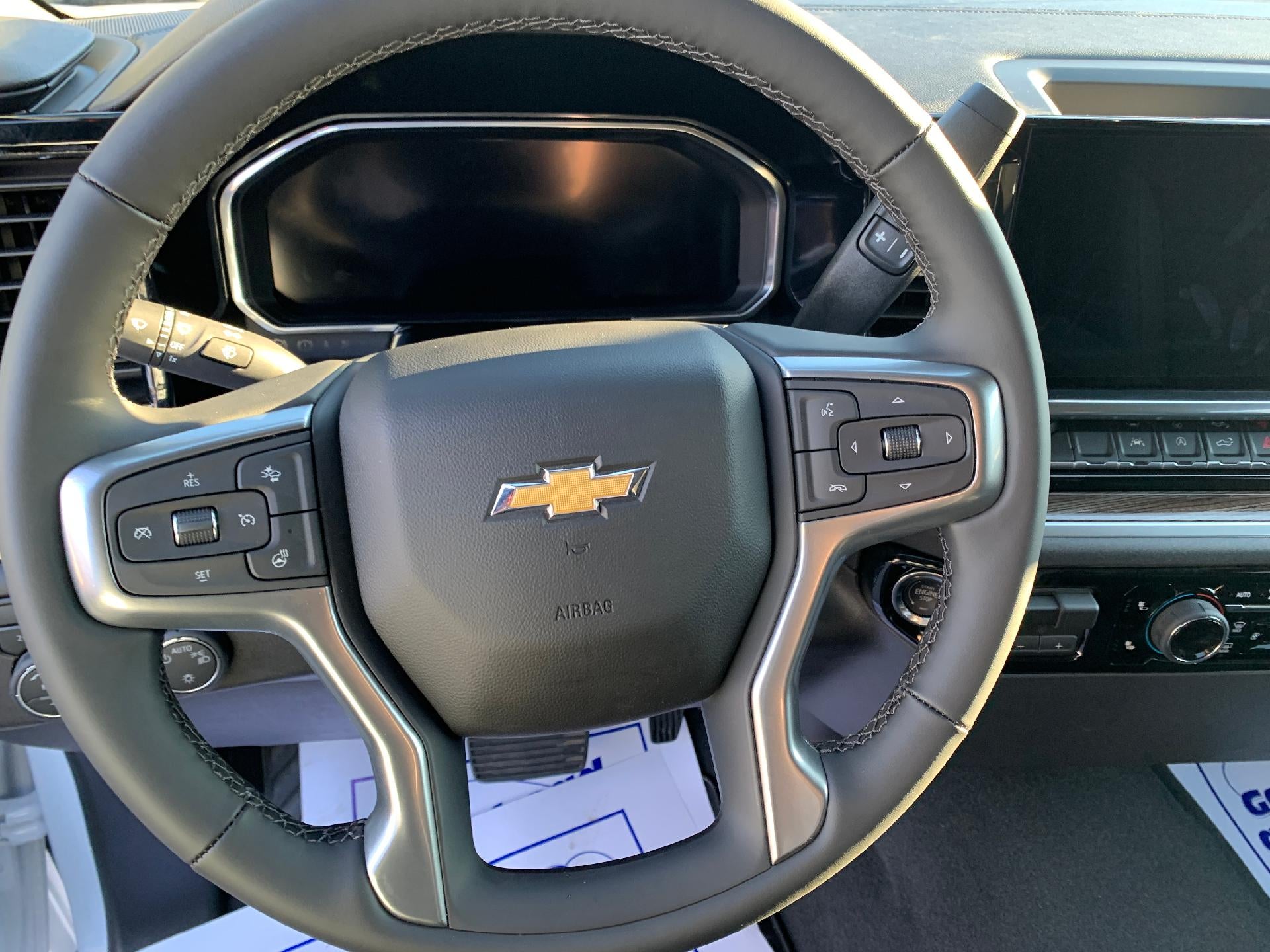 2026 Chevrolet Silverado 1500 LT Crew Cab 4x4