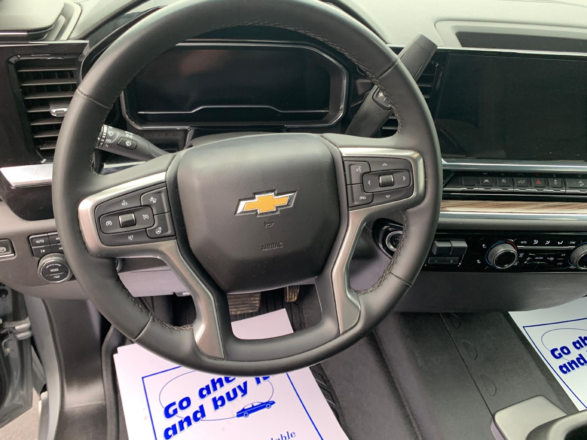 2024 Chevrolet Silverado 1500 Crew Cab Short Box 4-Wheel Drive LT 1LT