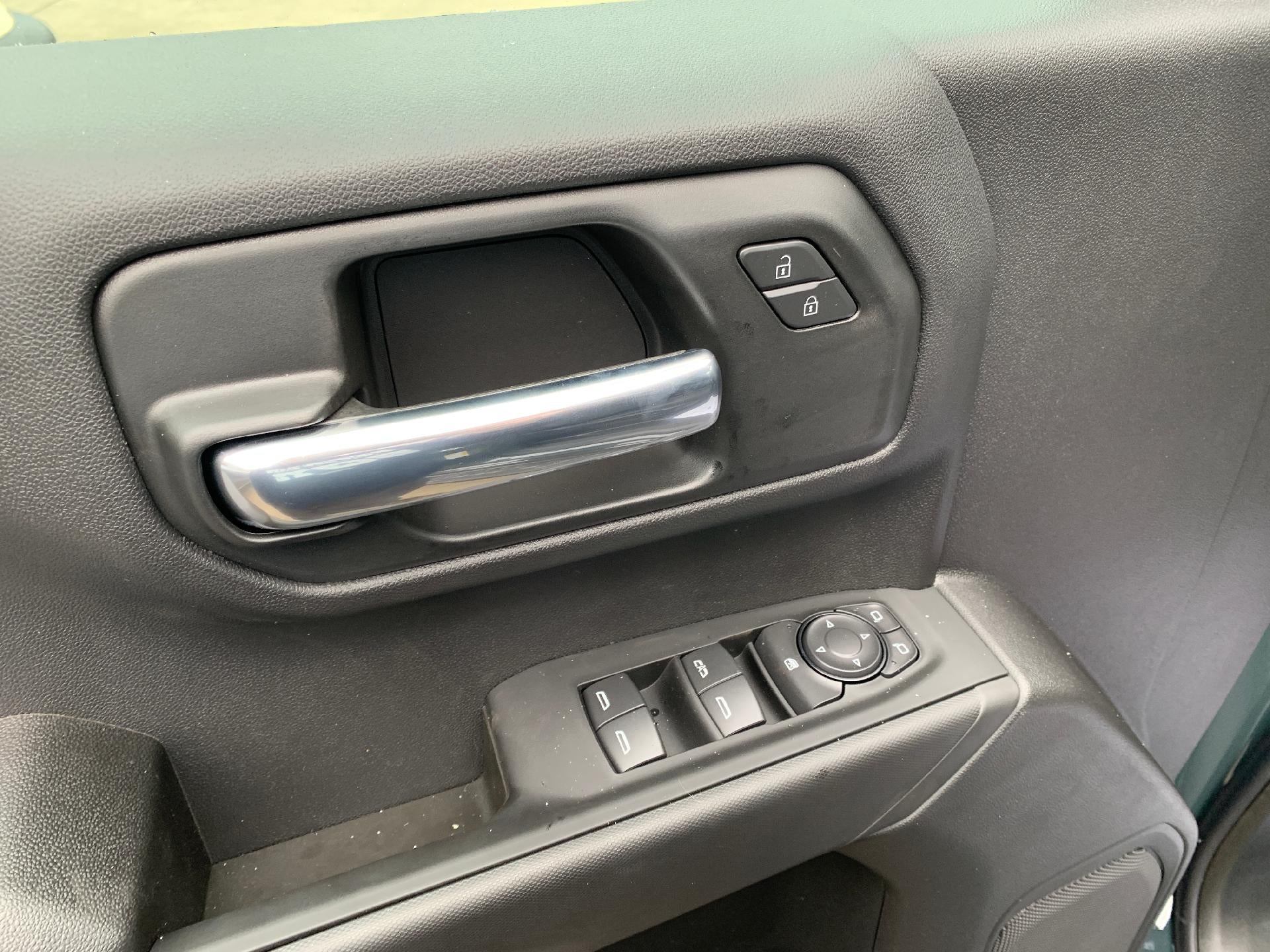 2026 Chevrolet Silverado 1500 Custom Trail Boss Crew Cab 4x4 Z71