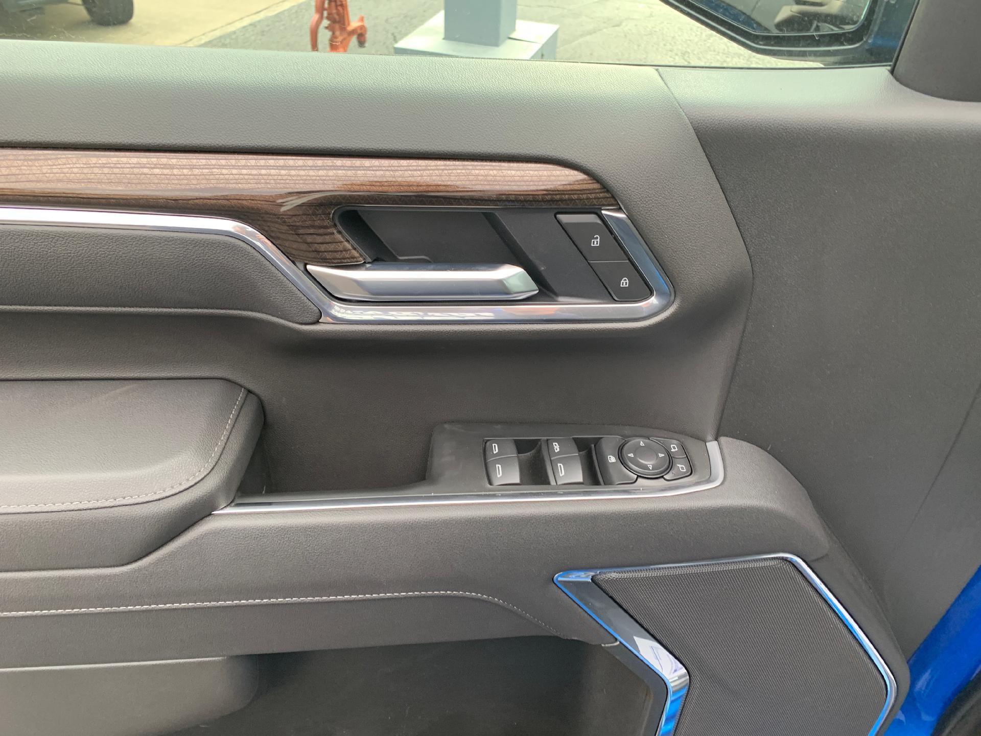 2026 Chevrolet Silverado 1500 RST Crew Cab 4x4 Z71