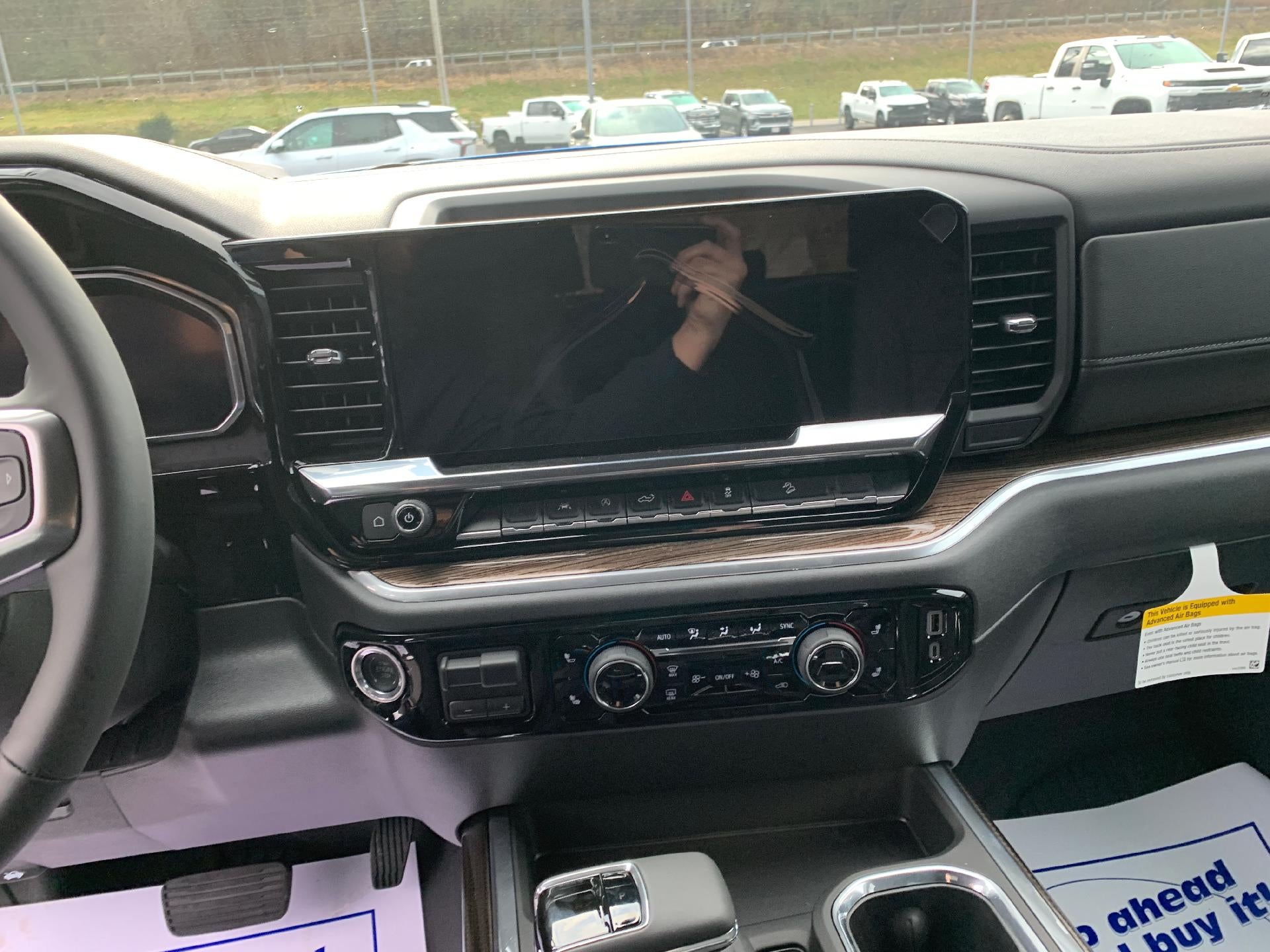 2026 Chevrolet Silverado 1500 RST Crew Cab 4x4 Z71