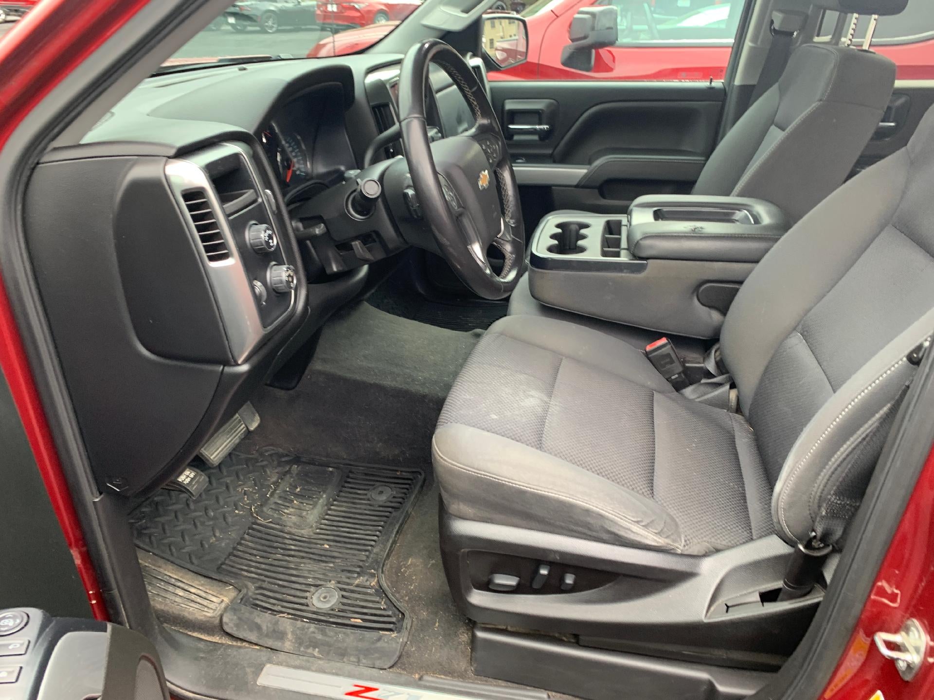 2018 Chevrolet Silverado 1500 Crew Cab Short Box 4-Wheel Drive LT Z71