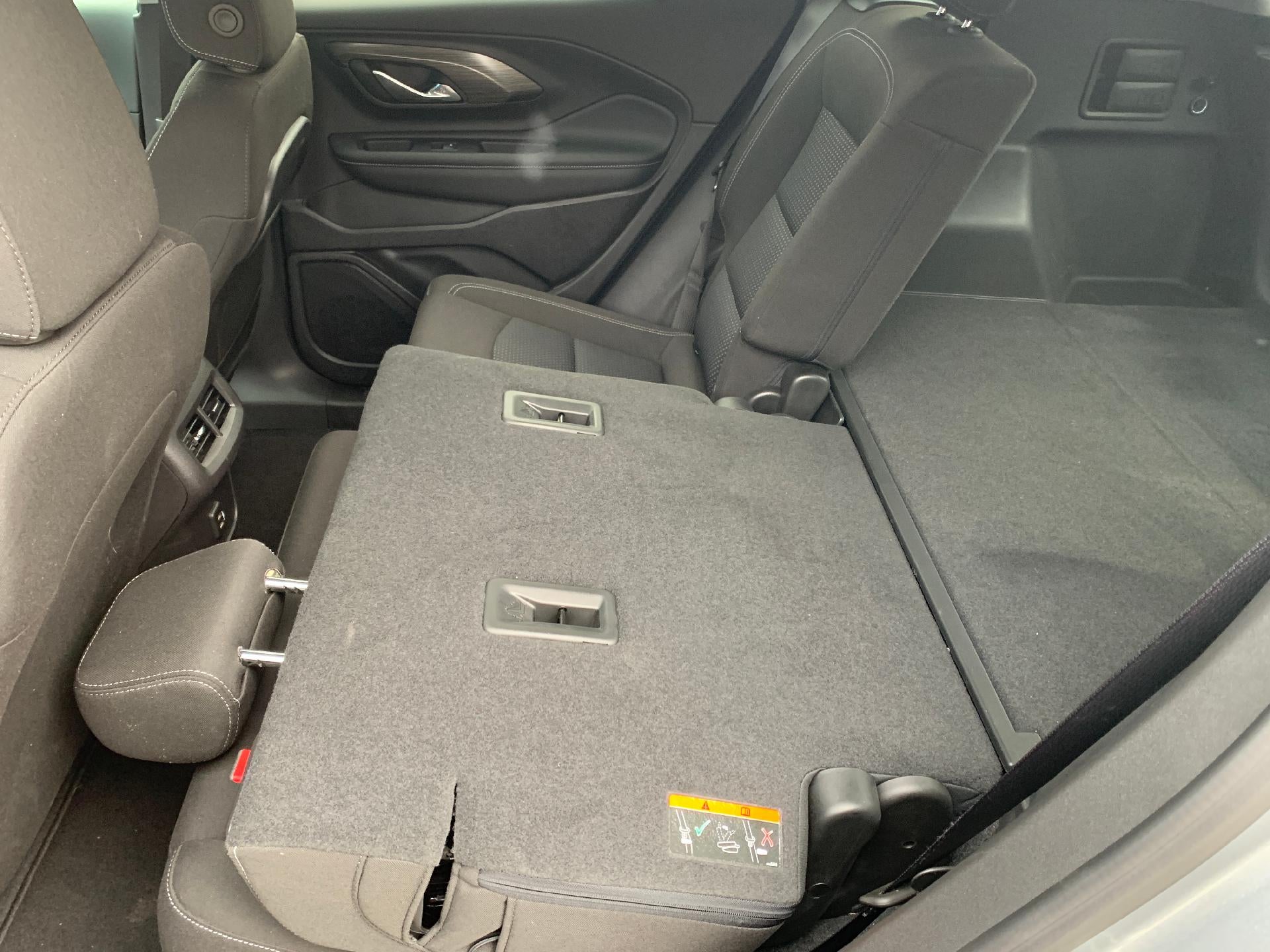 2024 GMC Terrain FWD 4dr SLE